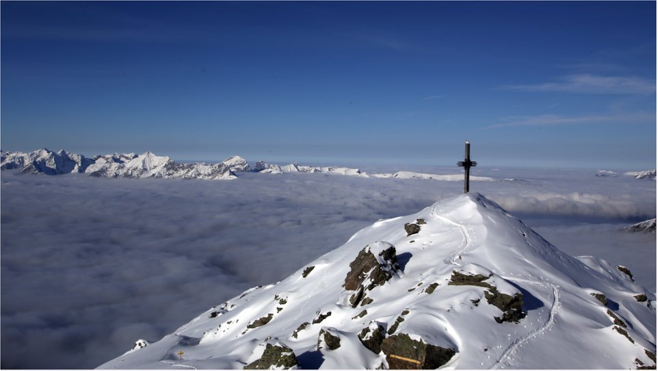 Auf dem Gilfert, Tuxer Alpen. Im Hintergrund Karwendelgebirge